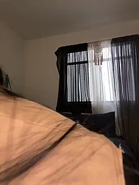 Snapshot of trianawhite chatting on November 2025 03:23:01 PM trianawhite online show from November 2025 03:23:01 PM