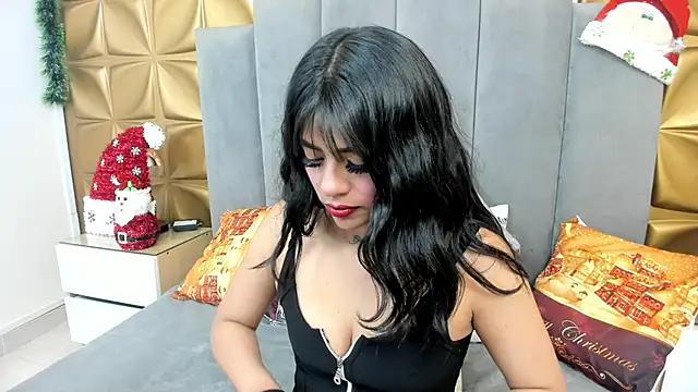 Snapshot of melani_dream chatting on December 2025 01:49:01 PM melani dream online show from December 2025 01:49:01 PM