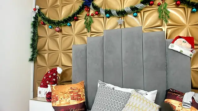 Snapshot of melani_dream chatting on December 2025 02:41:02 PM melani dream online show from December 2025 02:41:02 PM