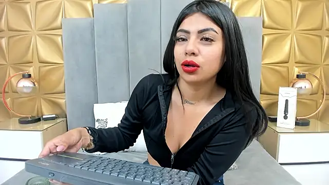 melani dream online show from January 2026 01:48:01 PM