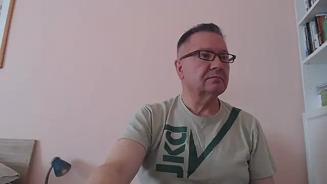 YOU6me online show from September 2025 07:52:02 AM