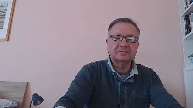 YOU6me online show from November 2025 11:24:02 AM