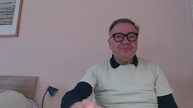 YOU6me online show from December 2025 11:23:01 AM