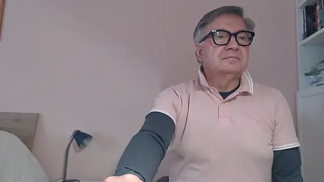 YOU6me online show from February 2026 11:16:01 AM