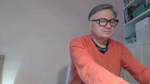 YOU6me online show from April 2026 04:19:01 PM