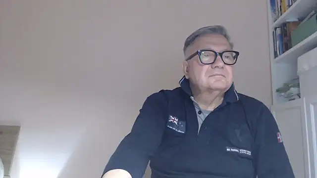 YOU6me online show from April 2026 06:34:02 PM