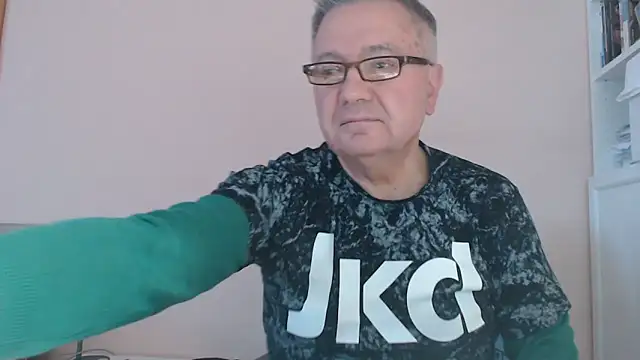 YOU6me online show from October 2025 03:15:01 PM