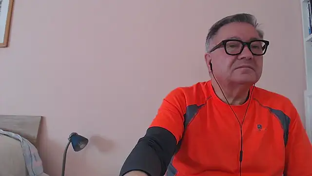 YOU6me online show from December 2025 10:21:01 AM