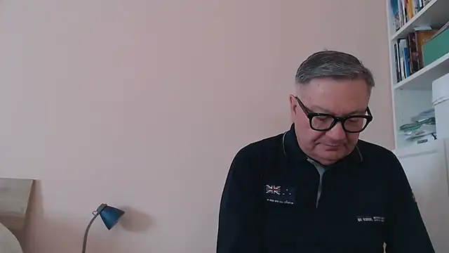 YOU6me online show from April 2026 06:40:02 AM