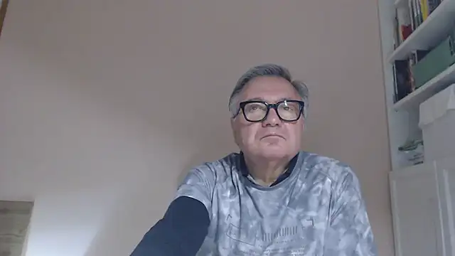 YOU6me online show from January 2026 07:12:01 PM