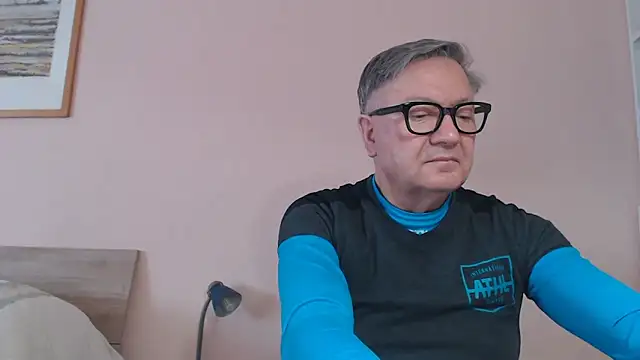 YOU6me online show from February 2026 11:08:02 AM