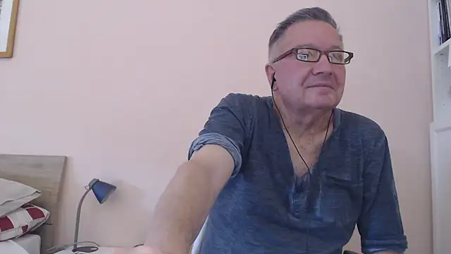 YOU6me online show from September 2025 06:50:02 AM