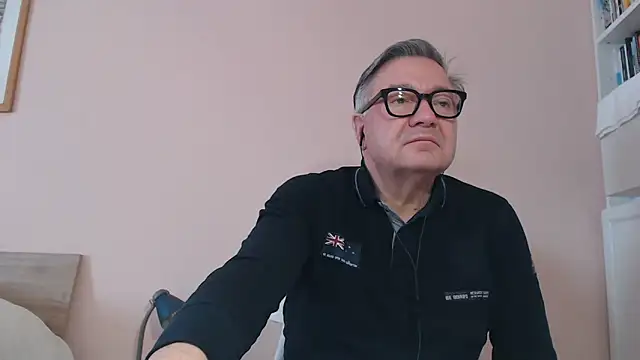 YOU6me online show from March 2026 07:39:01 AM