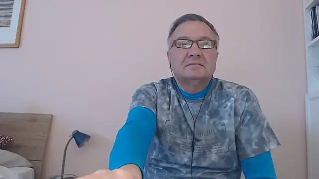 YOU6me online show from October 2025 02:40:01 PM