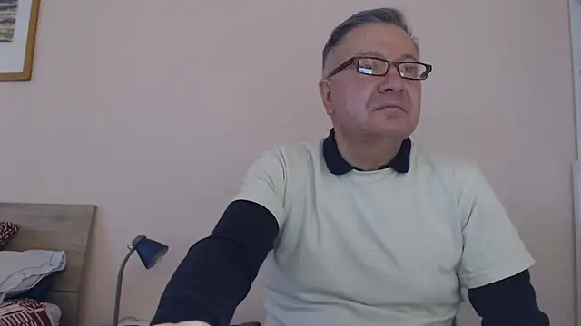 YOU6me online show from November 2025 08:40:01 AM