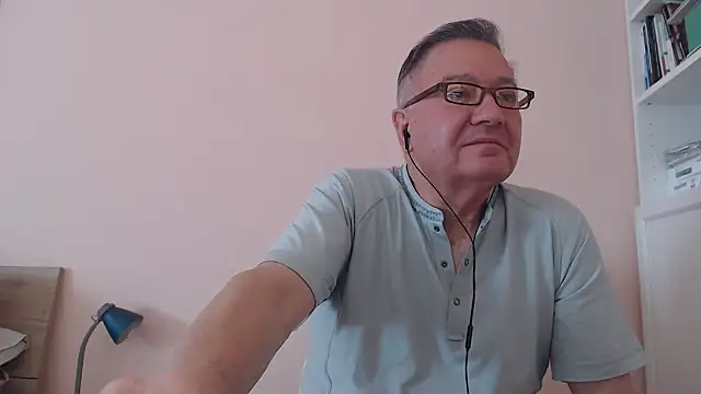 YOU6me online show from September 2025 08:10:01 AM