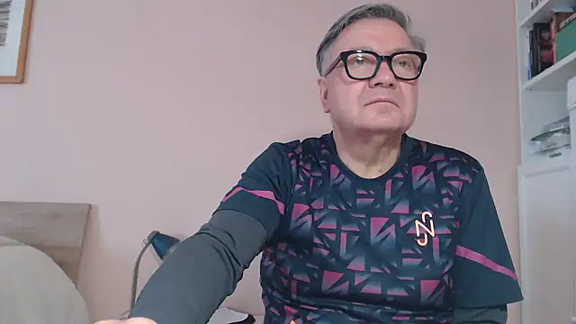 YOU6me online show from March 2026 07:38:01 AM