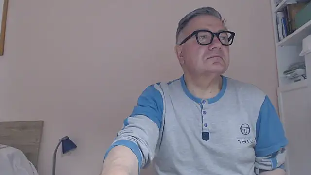 YOU6me online show from June 2026 07:17:01 AM