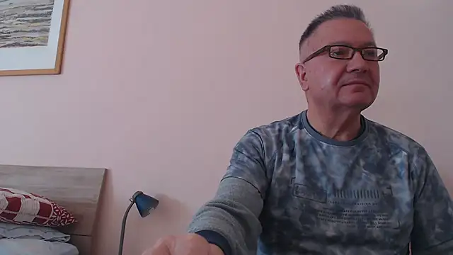 YOU6me online show from October 2025 09:21:02 AM