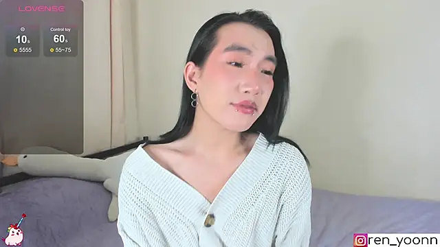 Snapshot of Ren_yoon chatting on November 2025 08:31:02 AM Ren yoon online show from November 2025 08:31:02 AM