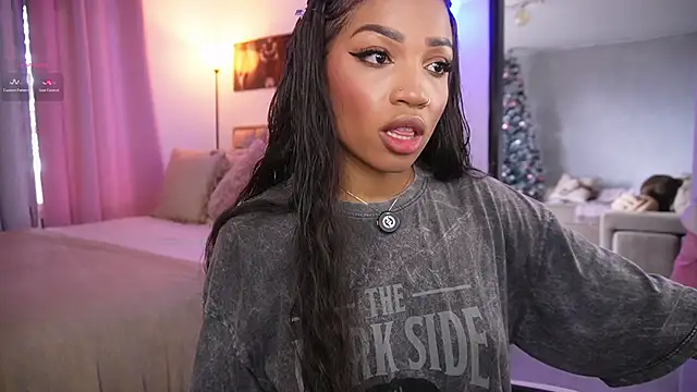 Snapshot of eimi_space chatting on November 2025 06:02:01 PM eimi space online show from November 2025 06:02:01 PM