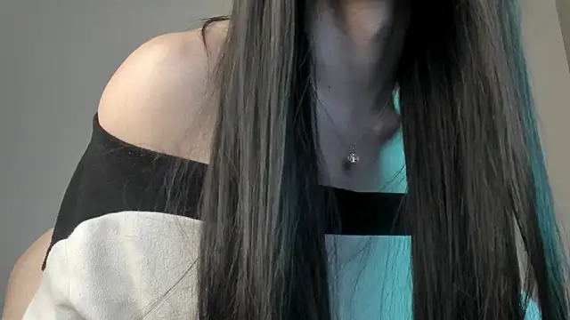 sweetest bella online show from March 2025 12:43:01 AM