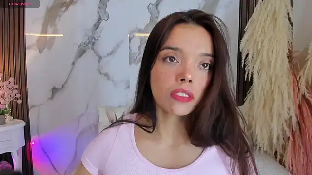 hannahill69 online show from September 2025 04:51:01 AM