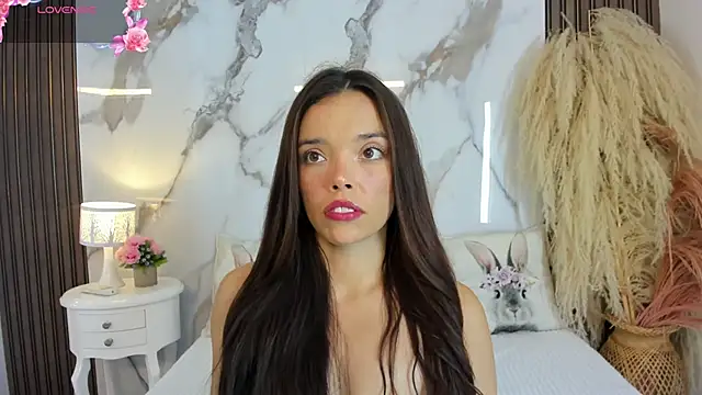 hannahill69 online show from April 2026 04:36:01 AM