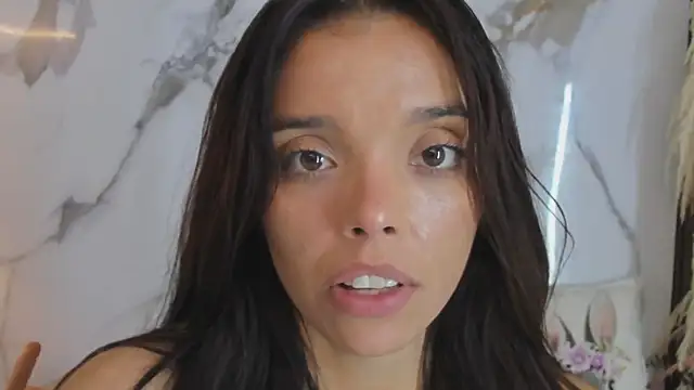 hannahill69 online show from March 2025 10:22:02 AM