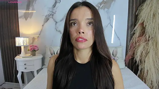 hannahill69 online show from March 2026 04:42:02 AM