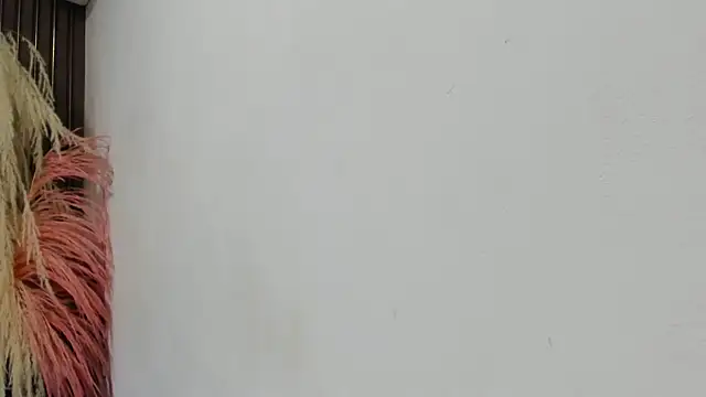 hannahill69 online show from February 2025 07:44:01 PM