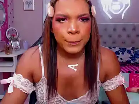 Snapshot of alexa_rodriicum chatting on November 2025 01:14:02 PM alexa rodriicum online show from November 2025 01:14:02 PM