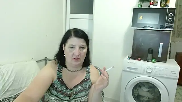 Snapshot of RidemerafSuzana chatting on February 2025 05:19:02 PM RidemerafSuzana online show from February 2025 05:19:02 PM