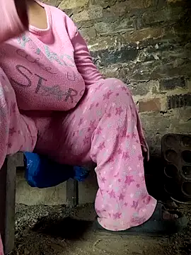 winterqueenx online show from March 2026 06:31:01 AM