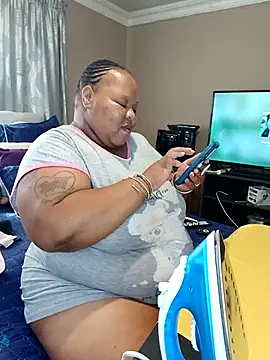 Snapshot of XSEXYBBW69 chatting on February 2025 01:14:02 PM XSEXYBBW69 online show from February 2025 01:14:02 PM
