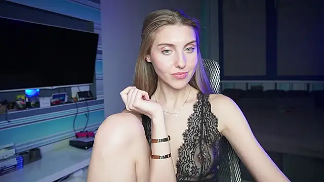 CassiaBlade1 online show from October 2025 04:11:02 PM