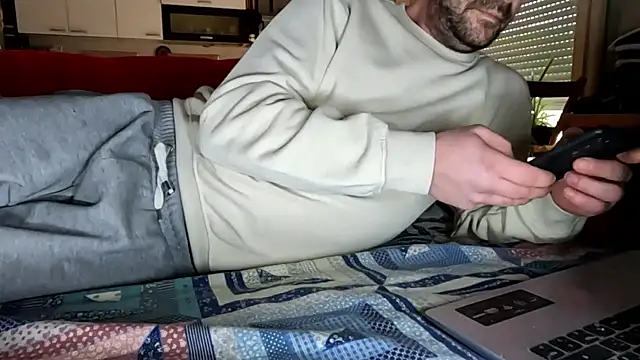 Lucas1andOnly4Girl online show from January 2025 12:24:01 PM
