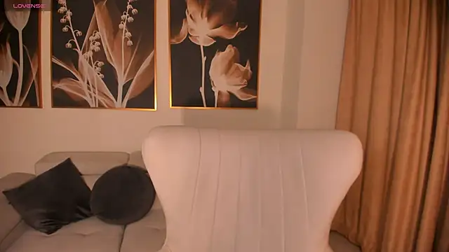 AnaDurant online show from November 2025 12:38:02 PM