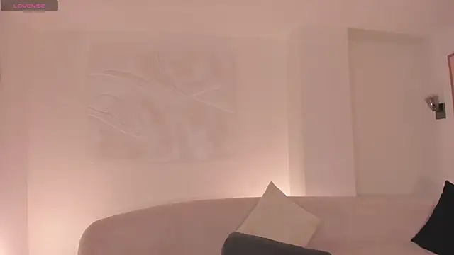 AnaDurant online show from November 2025 01:34:02 PM