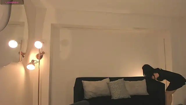 AnaDurant online show from December 2025 12:15:01 PM