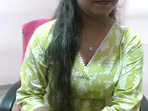 Snapshot of LovingPihu chatting on March 2025 05:41:02 AM LovingPihu online show from March 2025 05:41:02 AM