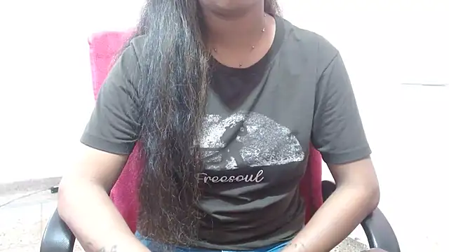 Snapshot of LovingPihu chatting on March 2025 08:17:02 AM LovingPihu online show from March 2025 08:17:02 AM