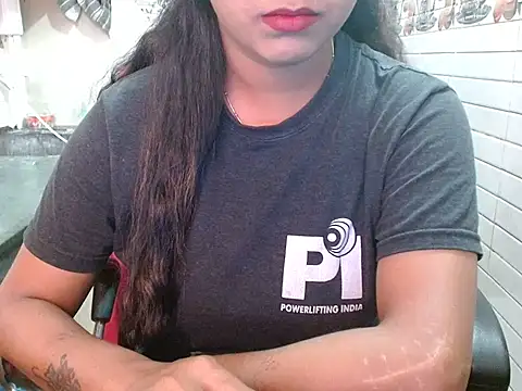 LovingPihu online show from March 2026 05:46:02 AM