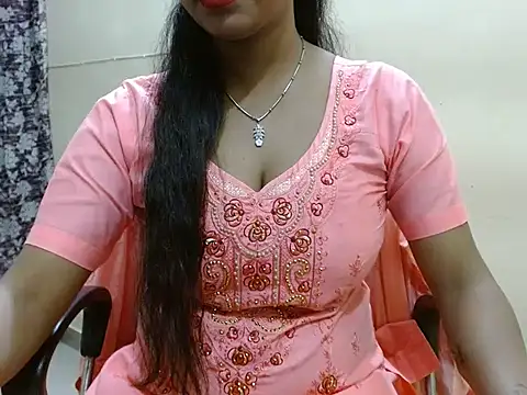 LovingPihu online show from April 2026 05:44:02 AM