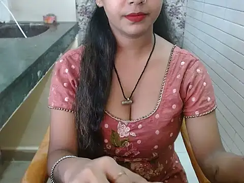 Snapshot of LovingPihu chatting on September 2025 05:12:01 AM LovingPihu online show from September 2025 05:12:01 AM