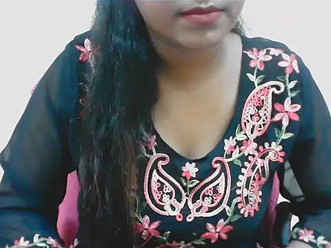 Snapshot of LovingPihu chatting on July 2026 05:26:02 AM LovingPihu online show from July 2026 05:26:02 AM