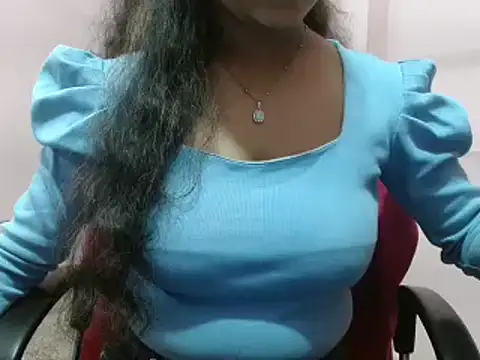 Snapshot of LovingPihu chatting on March 2025 10:37:02 AM LovingPihu online show from March 2025 10:37:02 AM