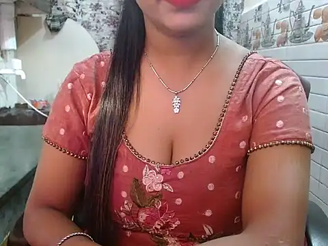 LovingPihu online show from February 2026 04:30:01 AM