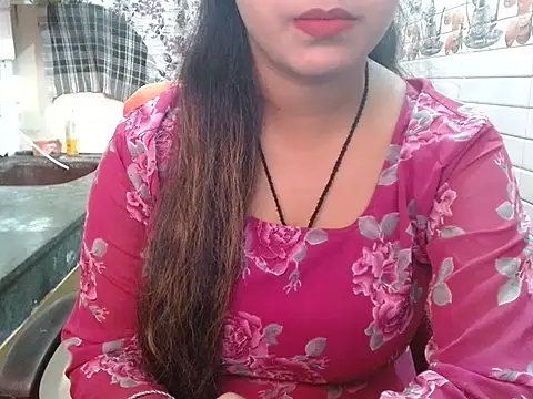 LovingPihu online show from November 2025 05:39:01 AM