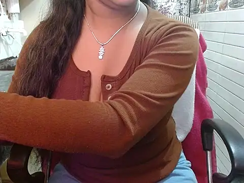 LovingPihu online show from January 2026 05:36:02 AM